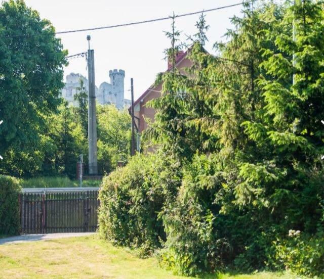 Pokoje Przy Zamku Podzamcze  Exterior foto